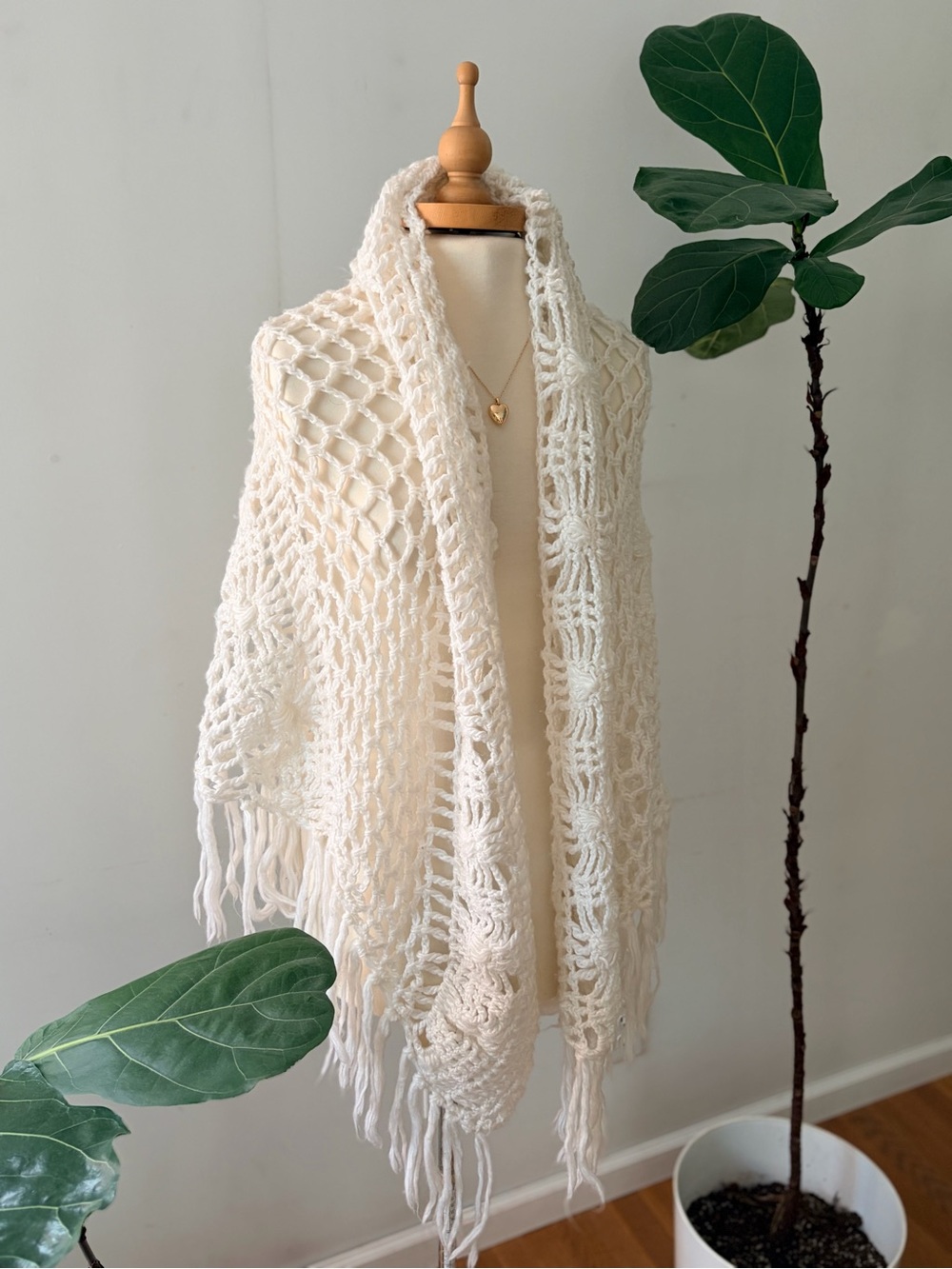Vintage Handmade Ivory Crochet Fringe Shawl Western Boho Cottagecore